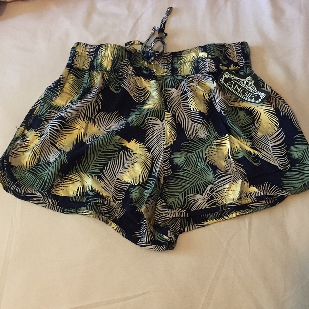 ANGIE Shorts